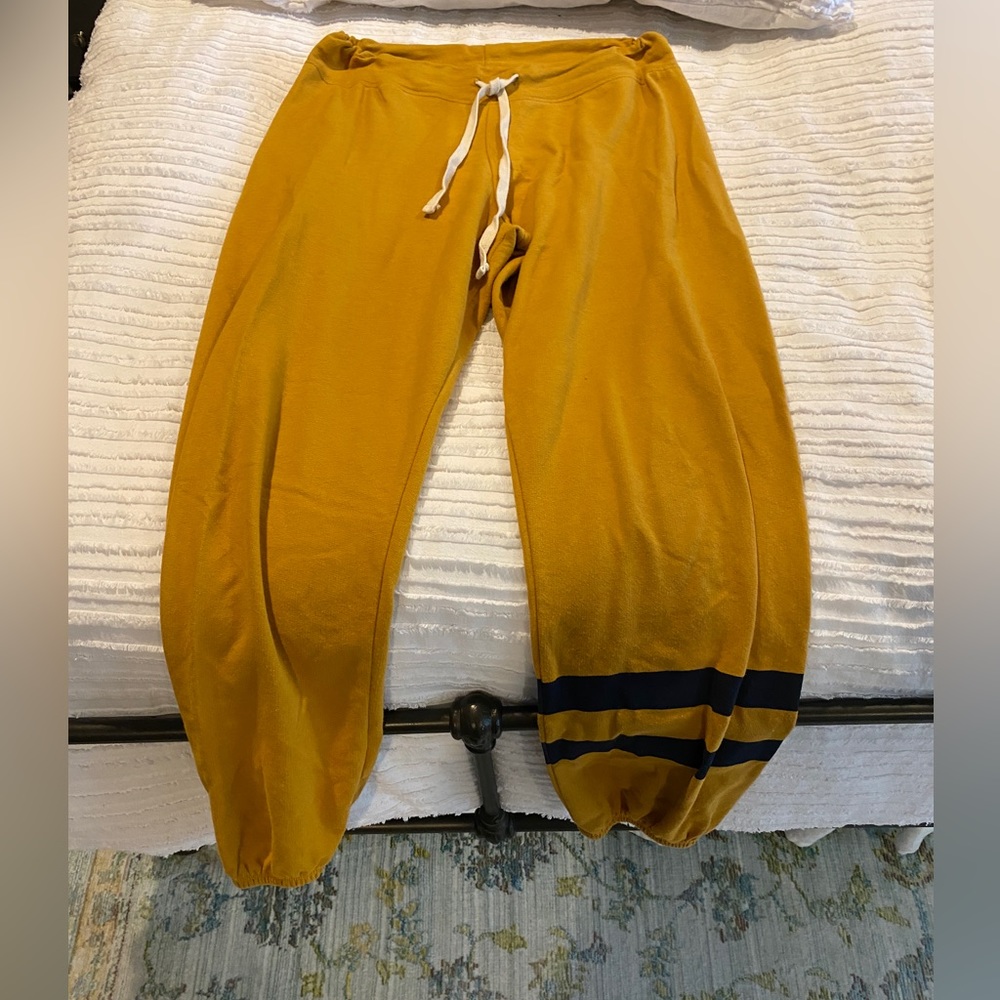Sundry mustard yellow sweatpants.